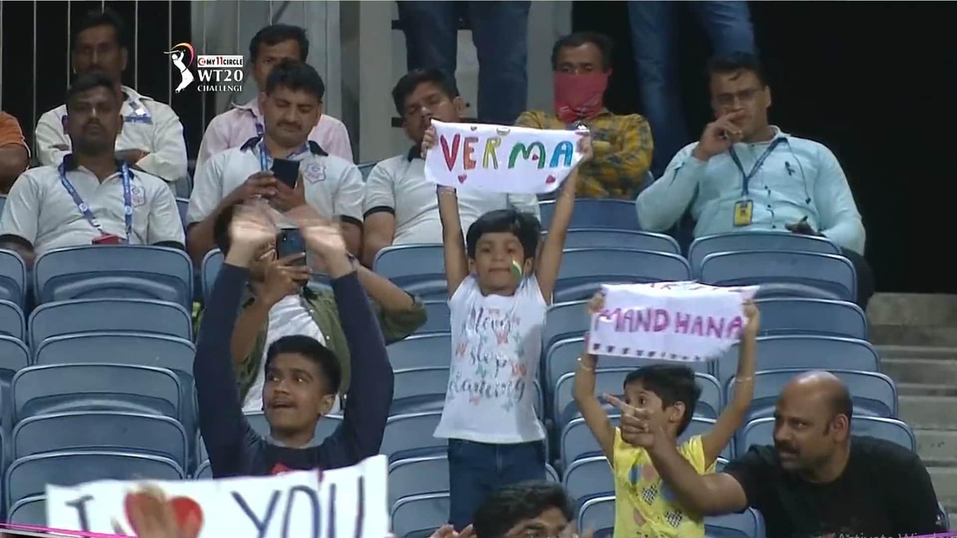 TRL vs VEL Photos Smriti mandhana enjoys batting of Kiran navgire inspite of being opposite captain