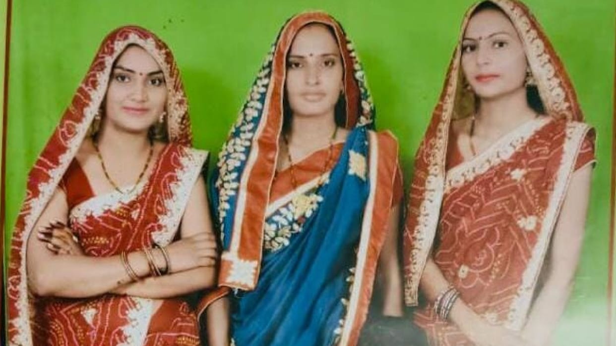 dead bodies of three sisters and two children were found in well in Dudu of Jaipur