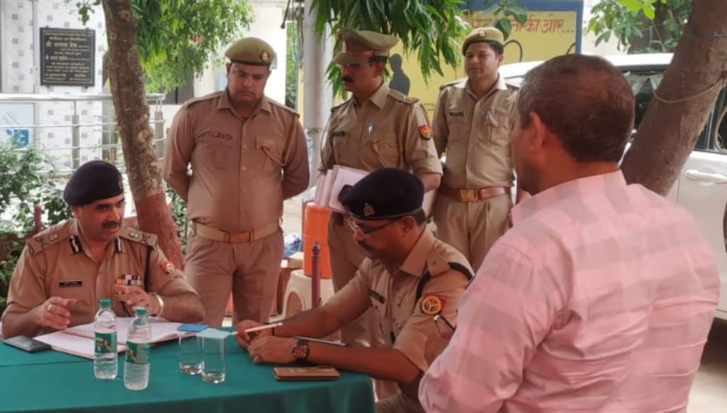 ADG reached Shahpur, heard public problems