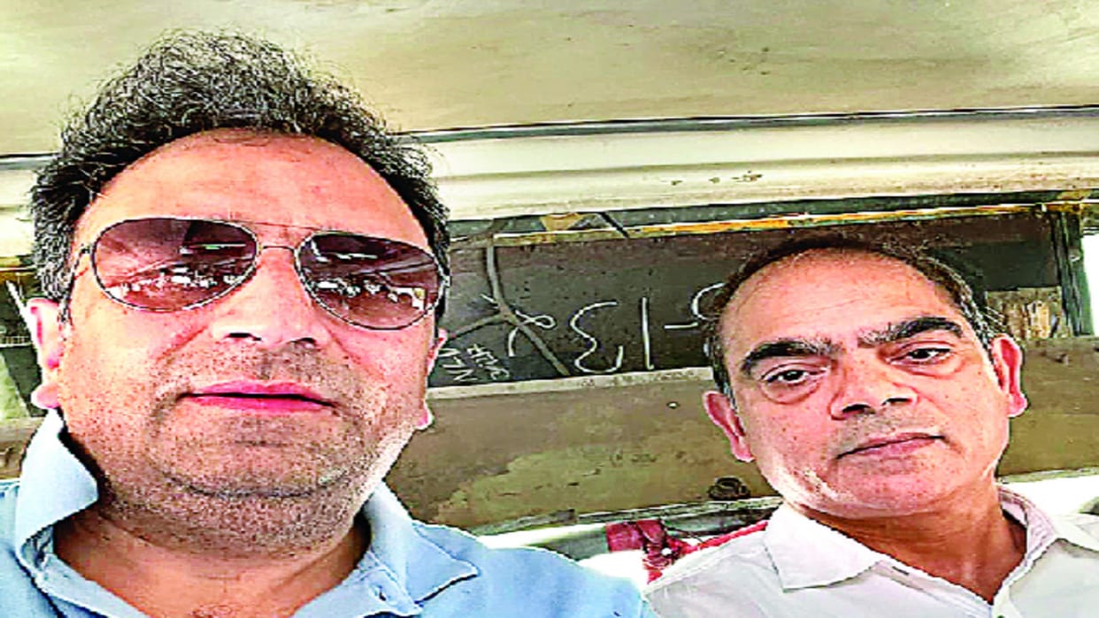 Delhi Transport commissioner travels in DTC bus, takes feedback from passengers