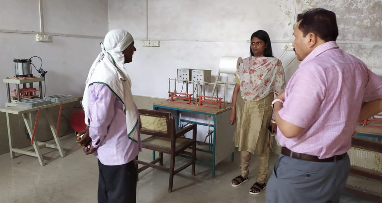 nirikshan,CDO,farrukhabad news
