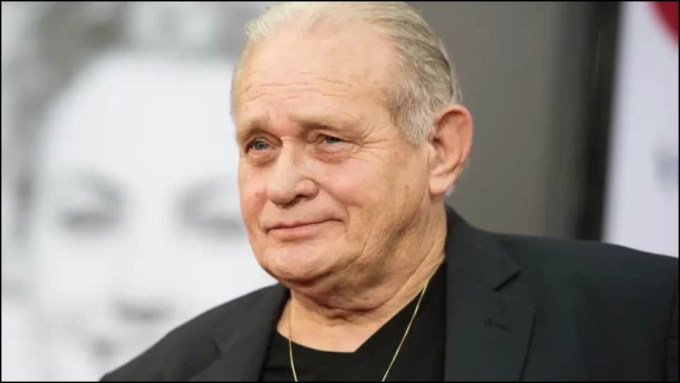 Veteran star Bo Hopkins passes away know about his career hit films