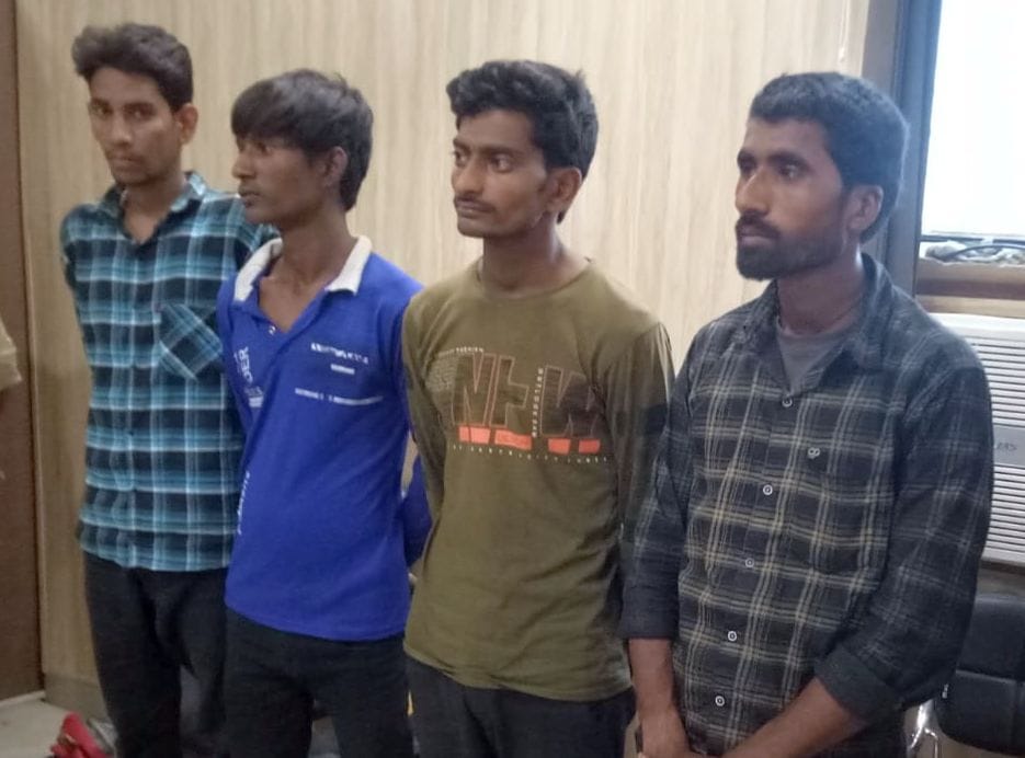 Four smugglers arrested with 34 kg of ganja