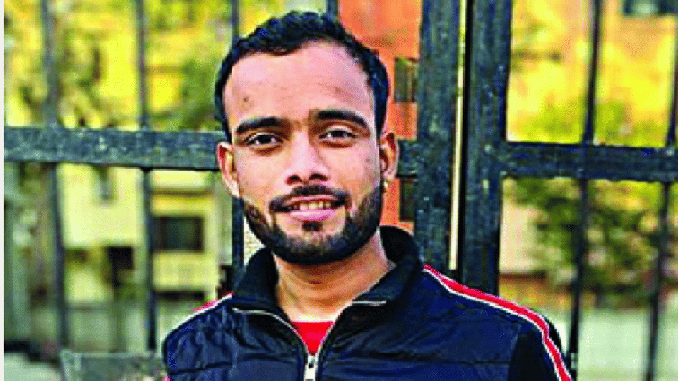 Delhi Shot two brothers who went to intervene during a quarrel one died other is in critical condition accused arrested