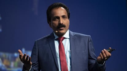 इसरो के चेयरमैन एस सोमनाथ