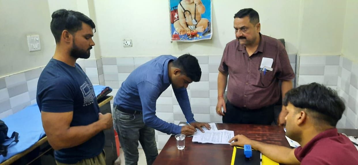 ACMO raided Life Line Hospital, found deficiencies, fined Rs 25 thousand