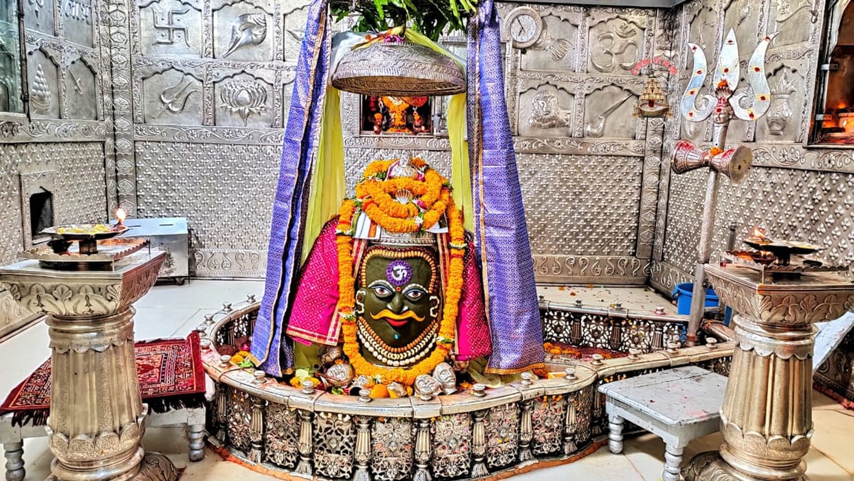 Railway News : IRCTC to offer darshan of Mahakaleshwar and Omkareshwar