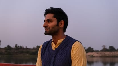 Nirmal Pathak Ki Ghar Wapsi Review by Pankaj Shukla Sony liv Web Series Vaibhav Tatwawadi Alka Amin Rahul Pandey