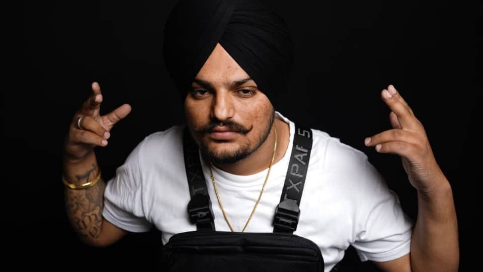 Sidhu Moose wala net worth: Sidhu Moosewala used to charge lakhs for his one show was fond of expensive vehicles
