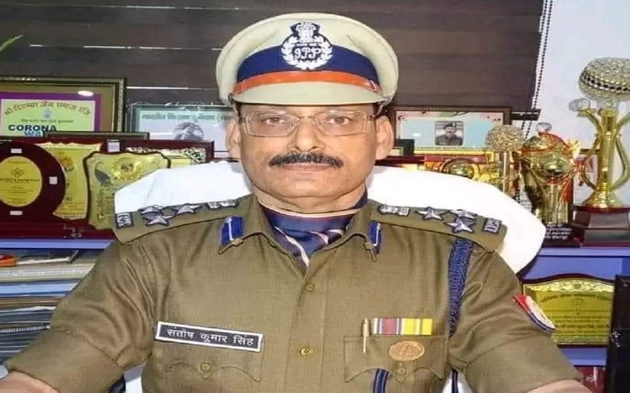 IPS Transfer in up Varanasi Additional CP Law and Order Anil Singh transferred to lucknow  Bulandshahr SSP Santosh singh got command