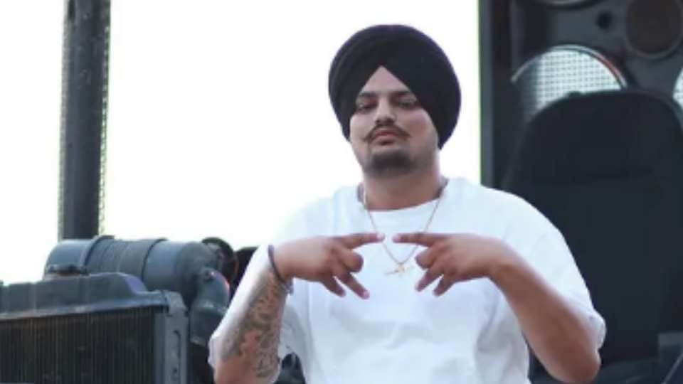 Sidhu Moose Wala Death Tribute By Fans via Cards Tatto number plate sticker trackter Social Media Video Latest News Update
