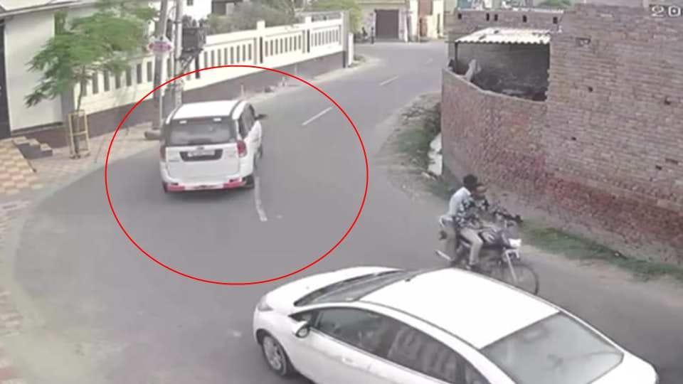 Bathinda police reached owner of Toyota Corolla used by accused to kill singer Sidhu Moosewala