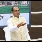 जलावर्धन योजना का वर्चुअली भूमिपूजन करते सीएम शिवराज सिंह चौहान