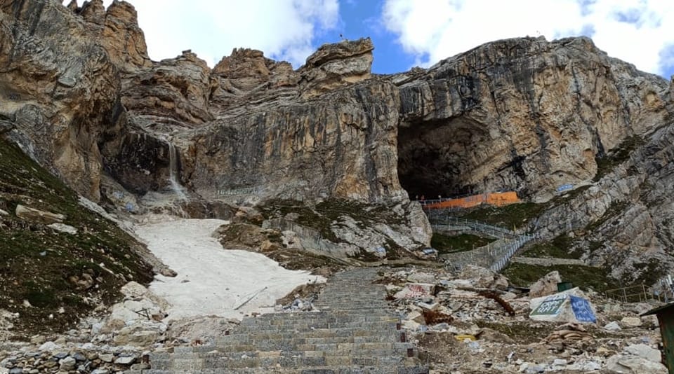 Amarnath Yatra 2022 work of repair and snow removal on the Yatra route is going fastly soon it will be cleared security arrangements tights