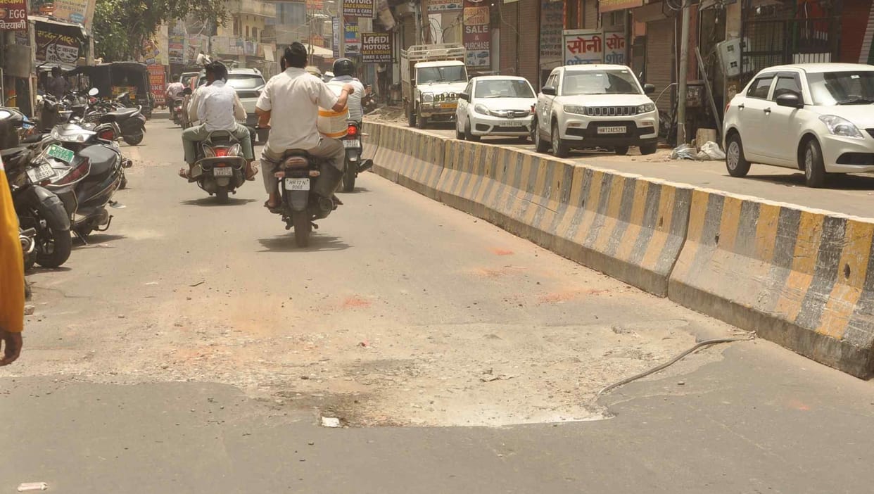 Circular Road: Department forgotten by digging the road, passersby
