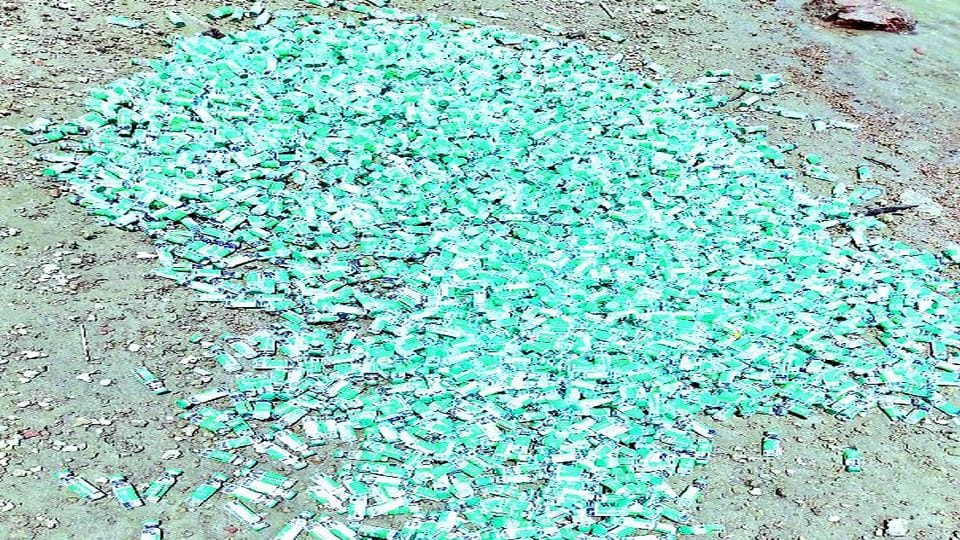 More than hundred vials of Covishield Vaccine found in the canal in Mainpuri