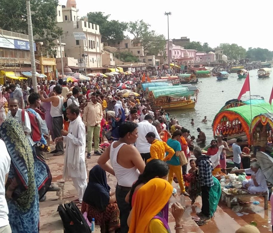 Devotees take a dip in Mandakini on Somvati Amavasya