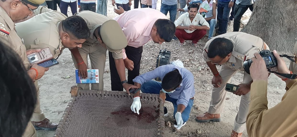 Class IV worker sleeping near tube well shot dead
