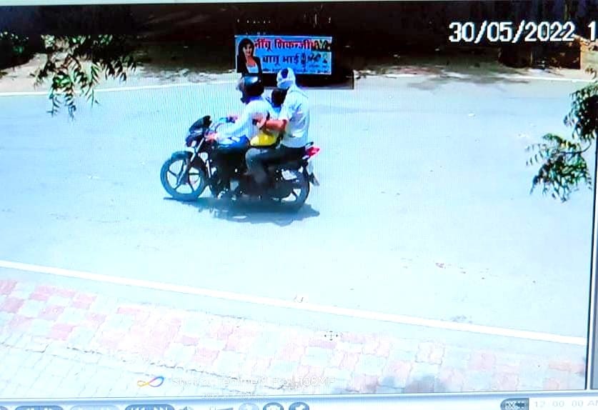 Four and a half year old kidnapped in broad daylight in Hamirpur, police engaged in scanning CCTV