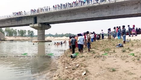 Two boys who went to bathe in Mohana river died due to drowning