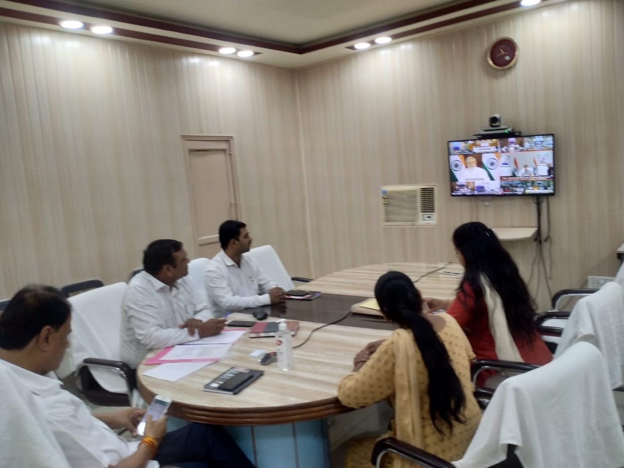 Hathras: 10 lakh kit given under PM Cares for Children Fund
