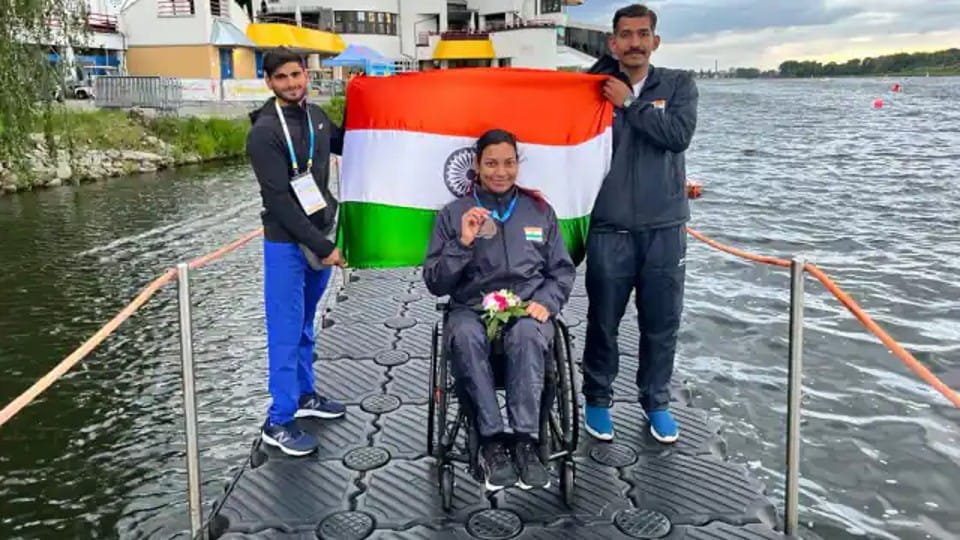 Gwalior News: Gwalior's disabled player Prachi won the bronze medal, the first Indian to get a medal in the Para Canoe World Cup