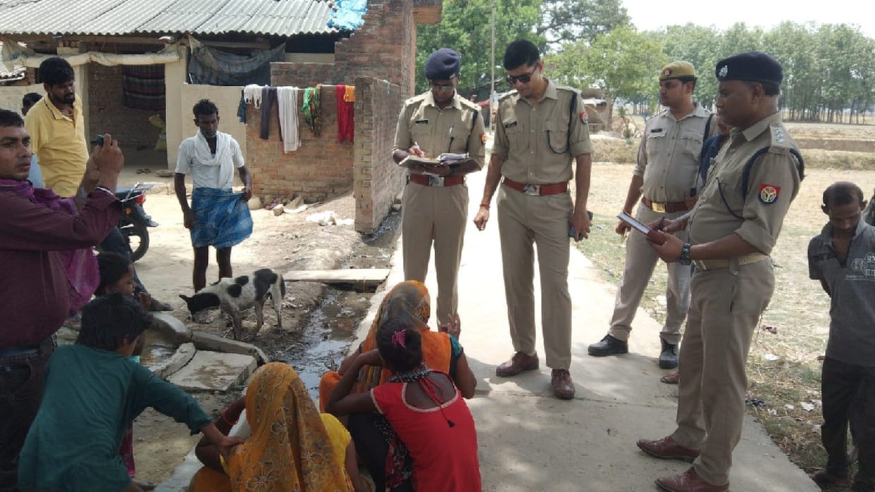 Three youths injured when bomb exploded during tying