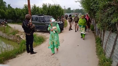 pulwama encounter Two JeM Terrorists killed in by security forces at Gundipora area