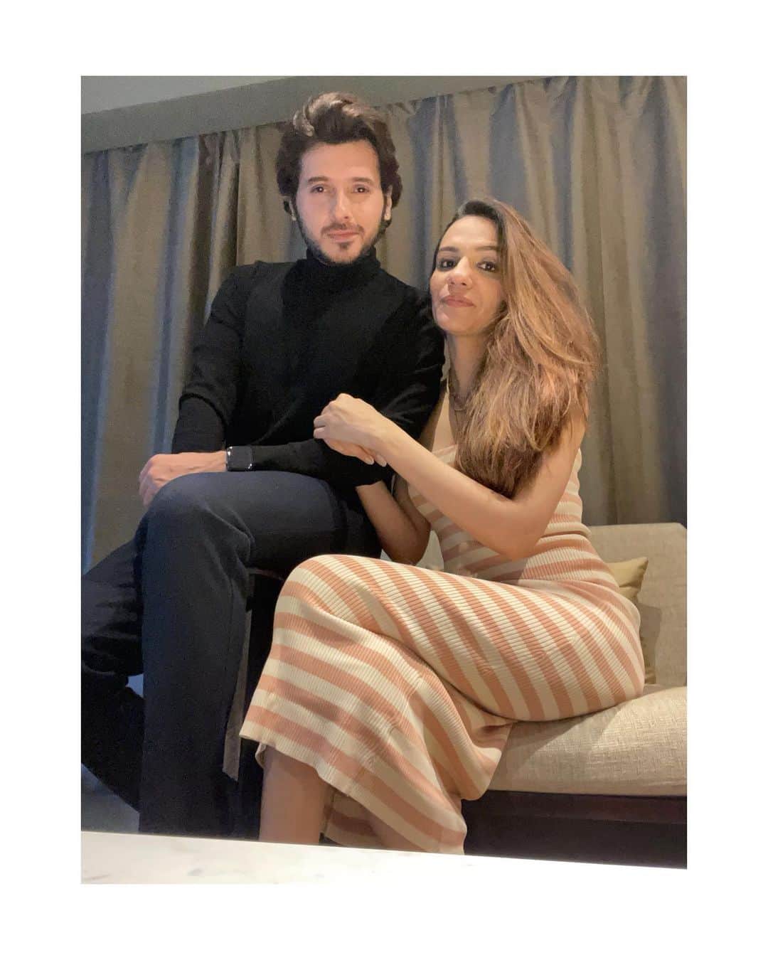 Mirzapur: Munna Bhaiya aka divyendru sharma wife sharma wife akanksha is very beautiful in real life see photos here