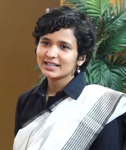 Shruti finds the key to success in UPSC by scouring history