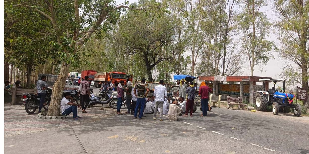 Tight, blocked way due to power problem