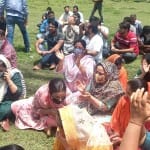विरोध करते कश्मीरी पंडित