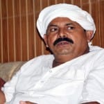नरेश टिकैत।