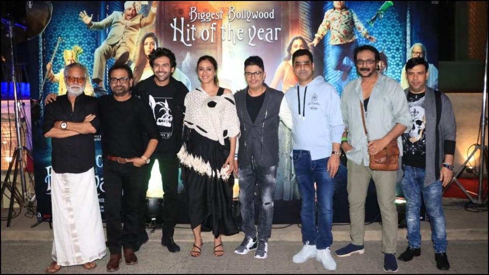Bhool bhulaiyaa 2 success party kartik aaryan tabu and rajpal yadav photos viral on internet