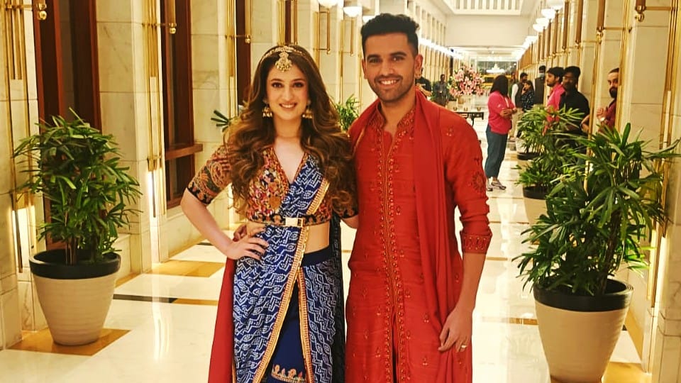 Deepak Chahar Jaya Bhardwaj wedding today in agra Deepak Chahar dance in sangeet ceremony