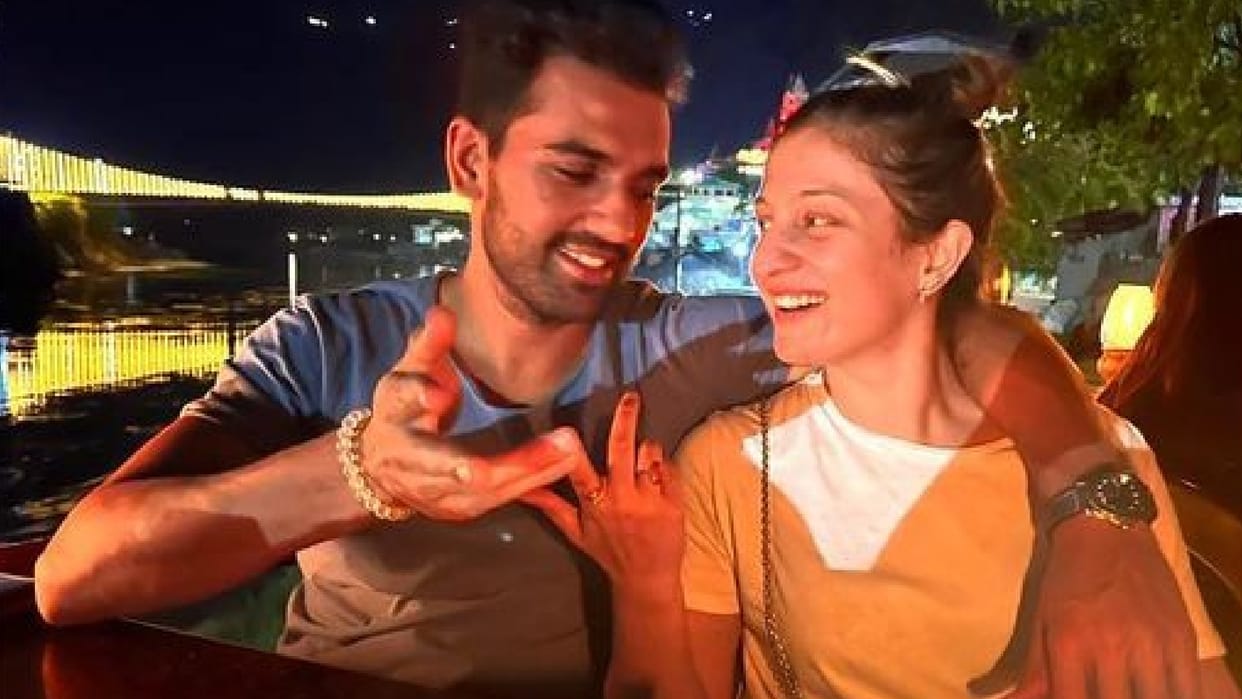 Who is Deepak chahar fiance Jaya Bharadwaj how both love story Started