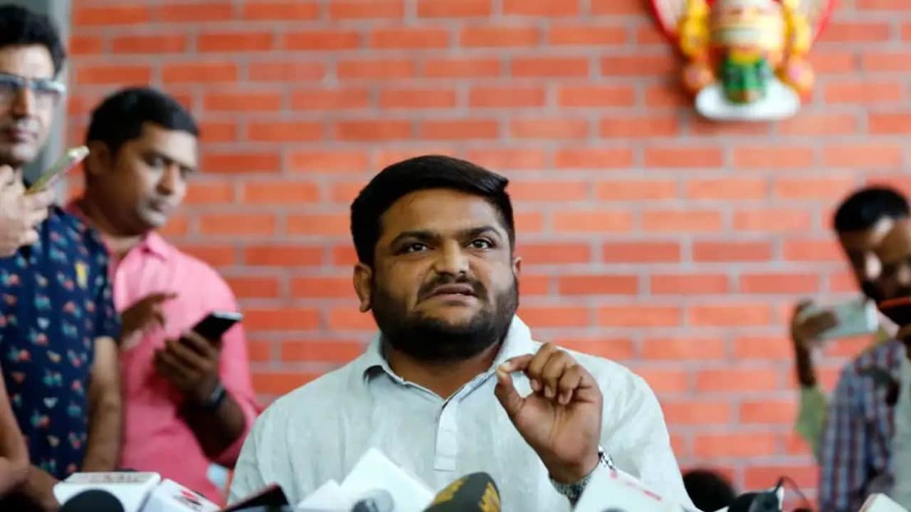 Hardik Patel Net Worth Education Income House Car Collection In Hindi