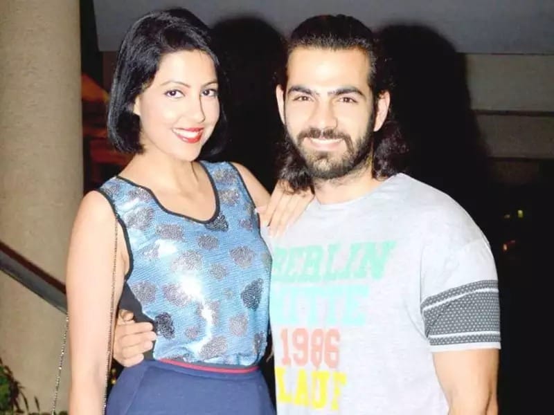 Wedding Bells: Actor Karan V Grover got married with long time girlfriend Poppy Jabbal