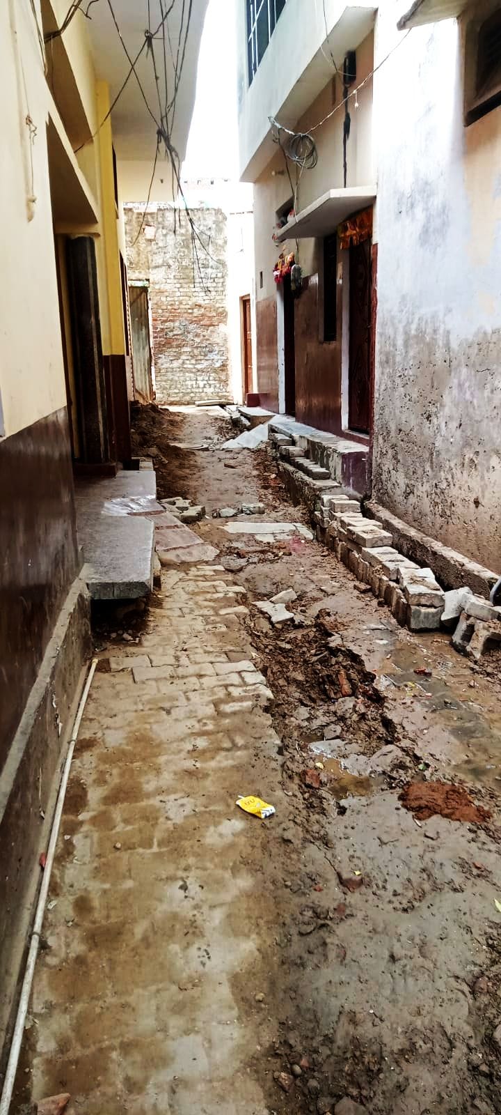 Roads dug for convenience became the cause of trouble