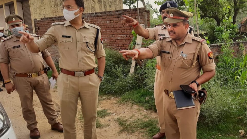 Bulandshahr Bike riders kidnapped child playing outside CHC