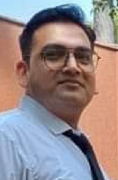 Mathura's commercial tax officer got 550th rank in UPSC