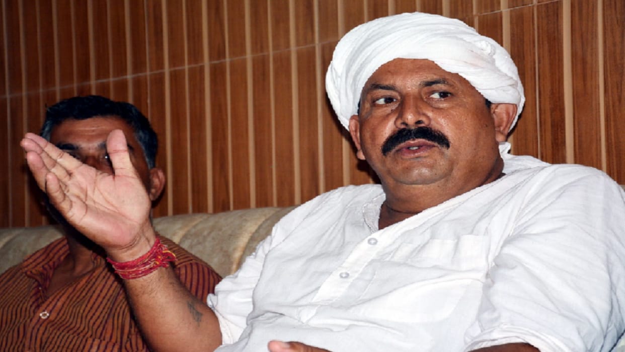Muzaffarnagar: Naresh Tikait has big announce that Will commit self-immolation if not paid by February 10