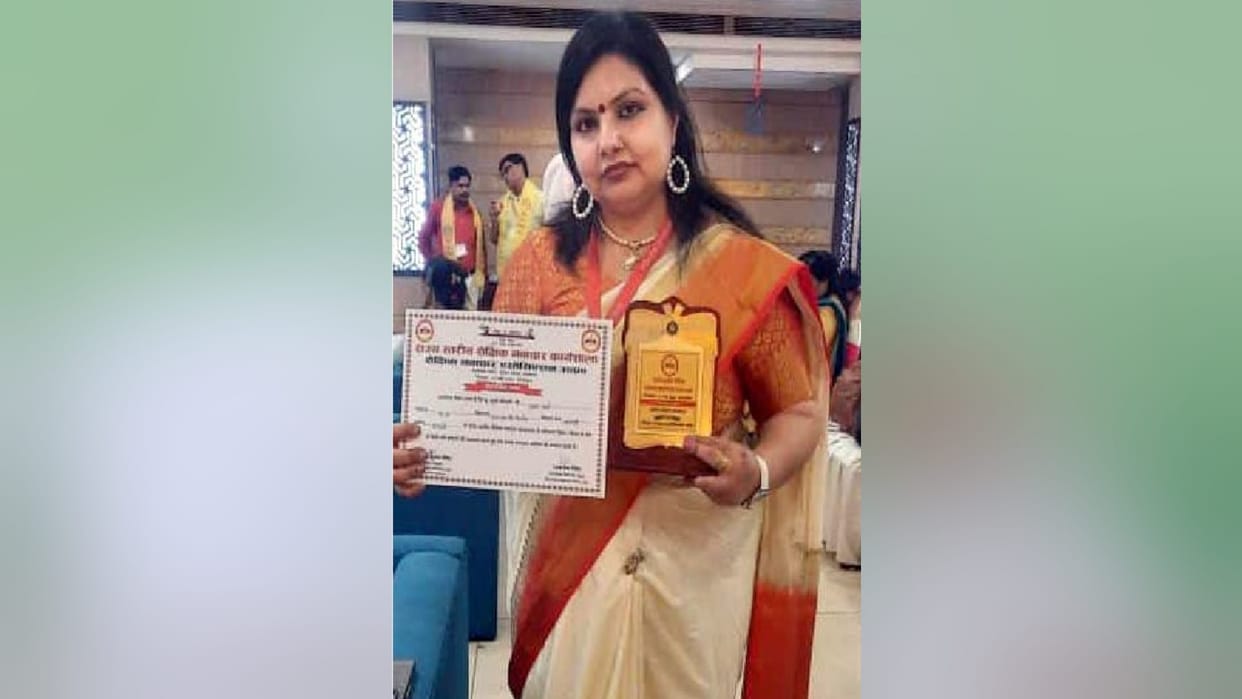 Shamli News: Upma Sharma got state level award, these facilities were provided to students