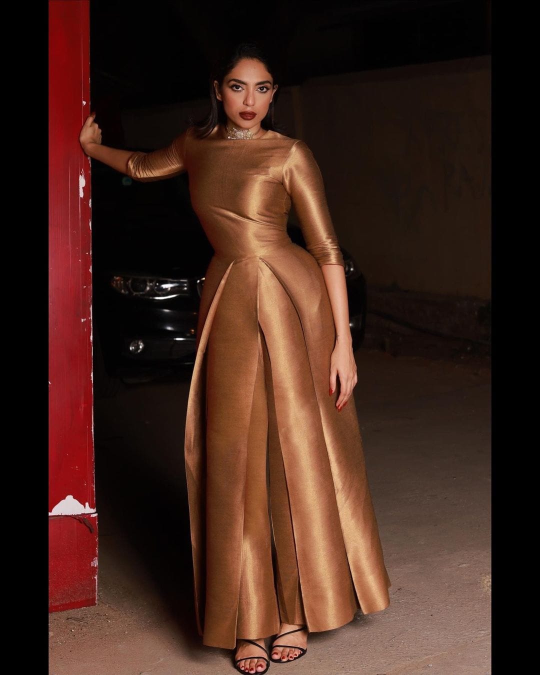Sobhita Dhulipala Birthday Special Fashion Style See 10 Glamours Photos