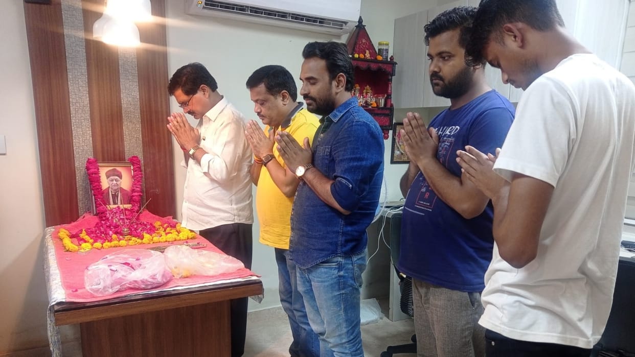 people paid tribute to priest of Shri Vaishano Devi temple.