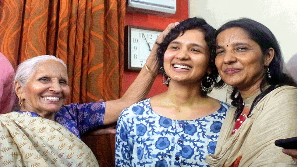 यूपीएससी टॉपर श्रुति शर्मा