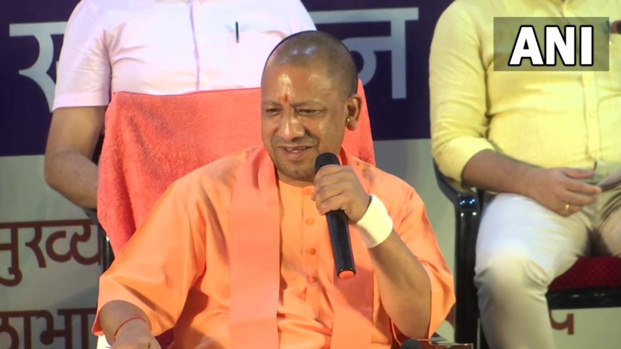 CM Yogi Adityanath interacts with the beneficiaries of government schemes.