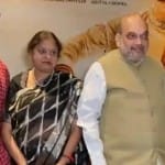 केंद्रीय गृह मंत्री अमित शाह के साथ अक्षय कुमार