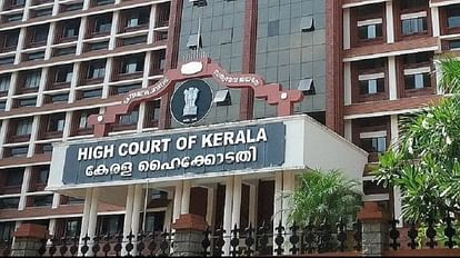 Justice SK Bhatti becomes Acting Chief Justice of Kerala HC Law Minister Rijiju tweeted information