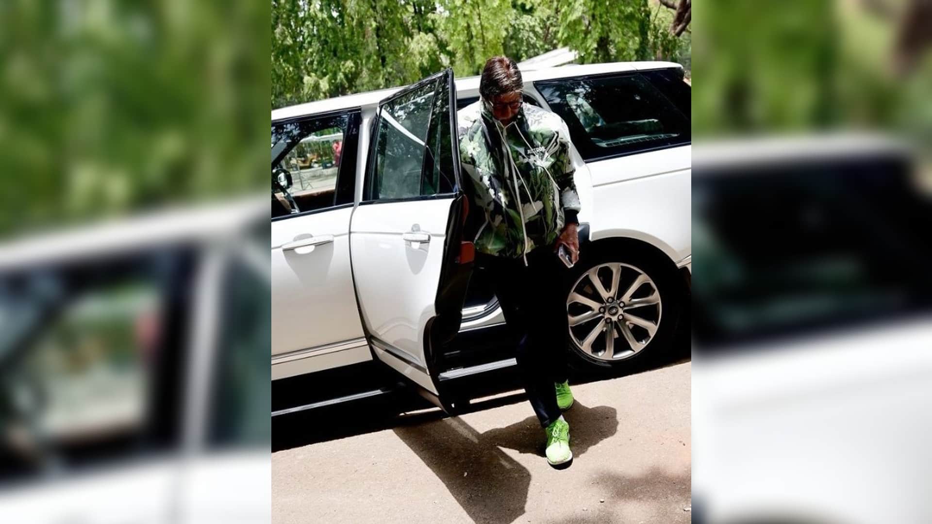 Sonu Sood Sanjay Dutt Glimpse from Samrat Prithviraj  and Sara ali khan bold look in bikini today celebrity updates in 10 pictures